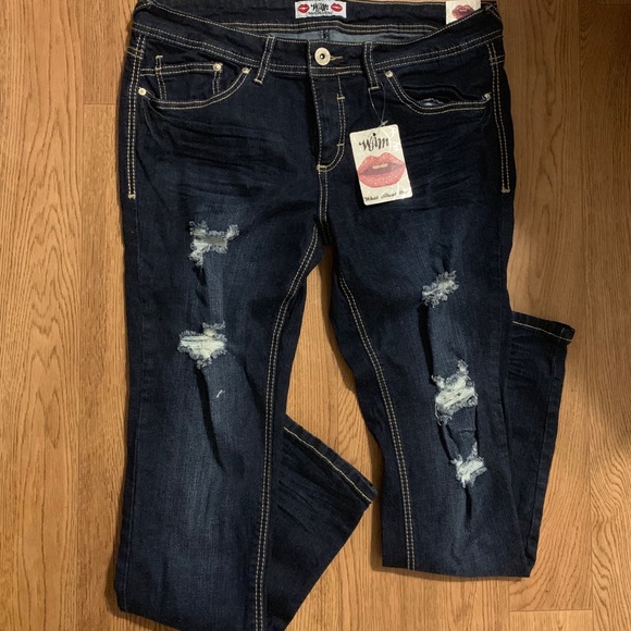 What About Me Denim - Ladies Distressed Jeans!💋